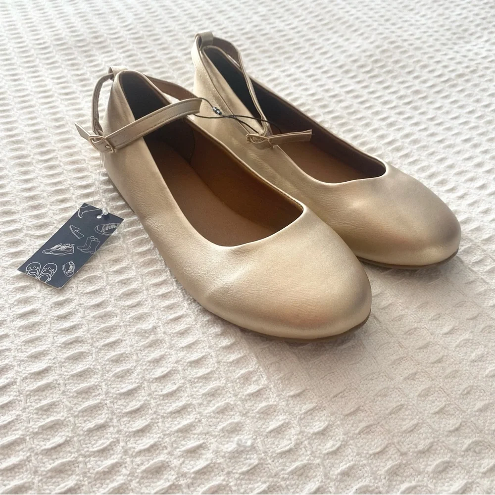 Girls size 5 gold ankle strap flats
